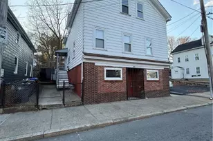 800 Douglas Ave, Providence, RI 02908 - Photo 1
