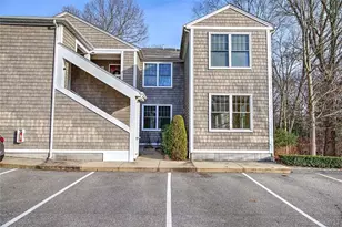 70 Turner St, Warwick, RI 02886 - Photo 1