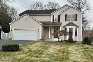 34 Marian Ave, Narragansett, RI 02882 - Photo 1