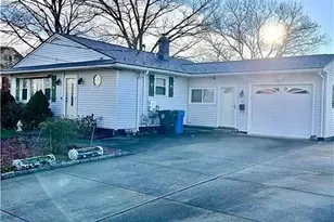 16 Kent St, Cumberland, RI 02864 - Photo 1