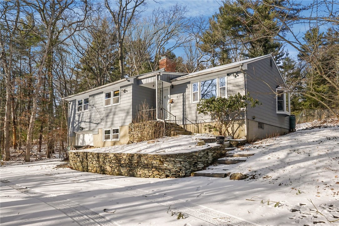 370 Maple Valley Rd, Coventry, RI 02816 - MLS 1402071 - Coldwell Banker