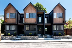 12 Daggett Ct, Providence, RI 02906 - Photo 1