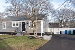 72 Hollis Ave, Warwick, RI 02889 - Photo 1