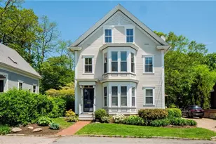 7 Howe St, Bristol, RI 02809 - Photo 1
