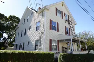 196 Francis Ave, Pawtucket, RI 02860 - Photo 1