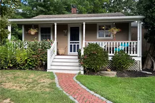 381 3rd Beach Rd, Middletown, RI 02842 - Photo 1