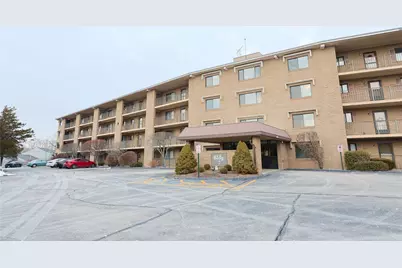 650 East Greenwich Avenue #7-207, West Warwick, RI 02893 - Photo 1