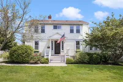 10 Eustis Avenue, Newport, RI 02840 - Photo 1