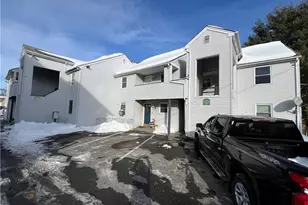 42 Clark Ave, Pawtucket, RI 02860 - Photo 1