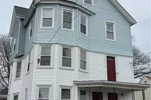 63 Chandler Ave, Pawtucket, RI 02860 - Photo 1