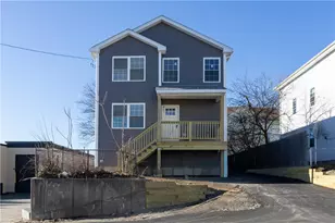 14 Robin St, Providence, RI 02908 - Photo 1