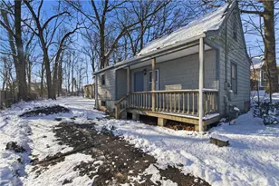 51 Pequot Ave, Cumberland, RI 02864 - Photo 1