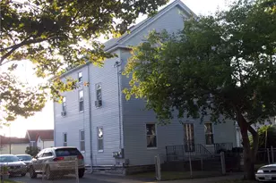 427 High St, Bristol, RI 02809 - Photo 1