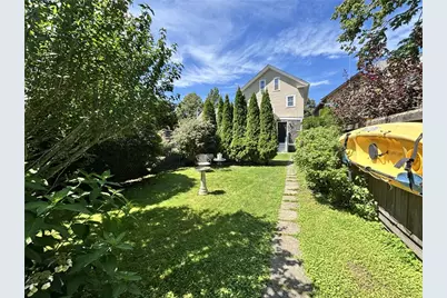 51 Lee Avenue #1, Newport, RI 02840 - Photo 1