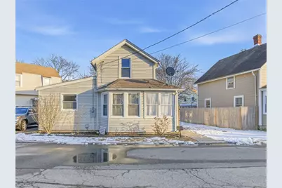 28 Jefferson Avenue, East Providence, RI 02915 - Photo 1