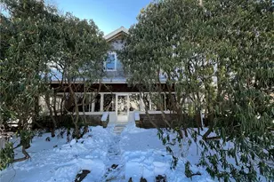 127 Longfellow Rd, Jamestown, RI 02835 - Photo 1