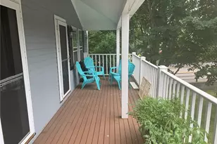 33 Van Zandt Ave, Newport, RI 02840 - Photo 1