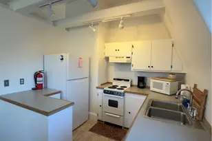 6 Sunnyside Pl, Newport, RI 02840 - Photo 1