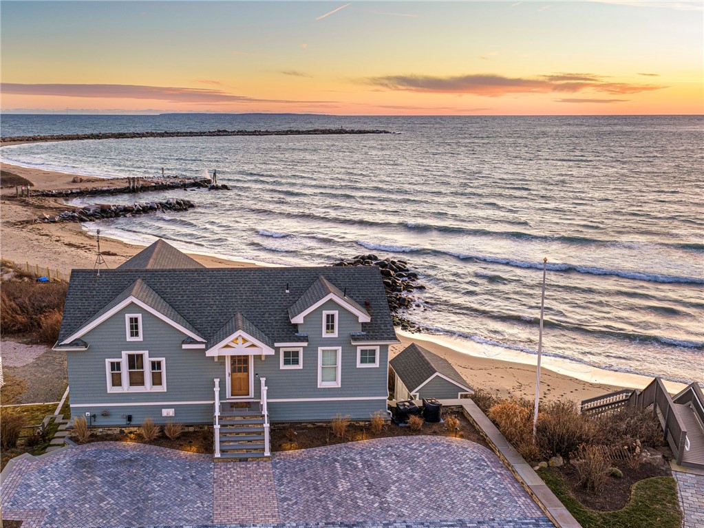 22 Shore Rd, Narragansett, RI 02882 - MLS 1404022 - Coldwell Banker