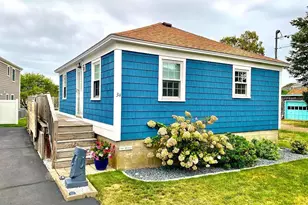 34 Ellery Ave, Middletown, RI 02842 - Photo 1
