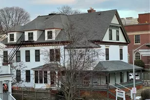 16 Bull St, Newport, RI 02840 - Photo 1