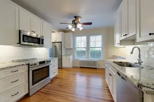 16 Bull St, Newport, RI 02840 - Photo 13