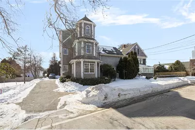 77 Narragansett Avenue #C, Jamestown, RI 02835 - Photo 1