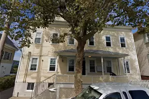 32 Dearborn St, Newport, RI 02840 - Photo 1