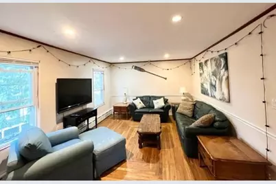 10 Hammond Street #B, Newport, RI 02840 - Photo 1