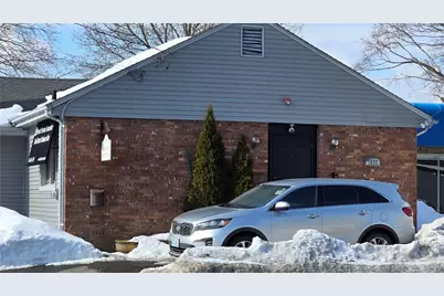 1697 Warwick Ave Avenue #D, Warwick, RI 02889 - Photo 1