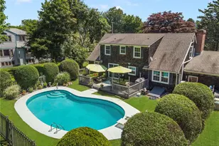 569 Turner Rd, Middletown, RI 02842 - Photo 1