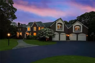 25 Westfield Dr, East Greenwich, RI 02818 - Photo 1