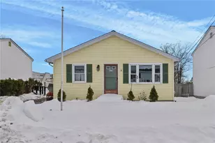 57 Whirlaway Pl, Pawtucket, RI 02861 - Photo 1
