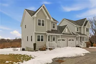 58 Seafare Ln, Portsmouth, RI 02871 - Photo 1