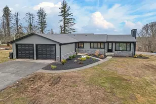 3 Set N Sun Dr, Scituate, RI 02831 - Photo 1