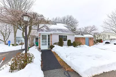 816 Williamsbug Circle #816, Warwick, RI 02886 - Photo 1