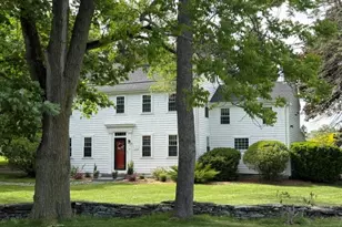 417 Middle Rd, Portsmouth, RI 02871 - Photo 1