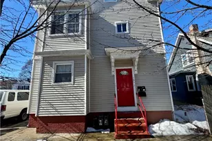 166 Lowell Ave, Providence, RI 02909 - Photo 1