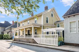 17 Old Beach Rd, Newport, RI 02840 - Photo 1