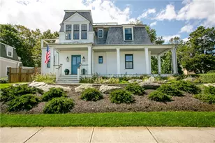 131 Eustis Ave, Newport, RI 02840 - Photo 1
