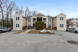 70 Turner St, Warwick, RI 02886 - Photo 1