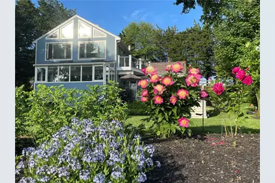 5 Pokanoket Trail, Warren, RI 02885 - Photo 1
