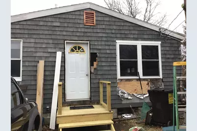 41 Enfield Avenue, North Kingstown, RI 02852 - Photo 1
