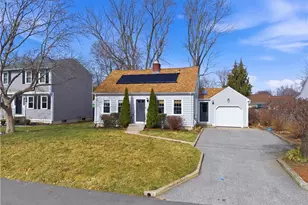 85 Gillan Ave, Warwick, RI 02886 - Photo 1
