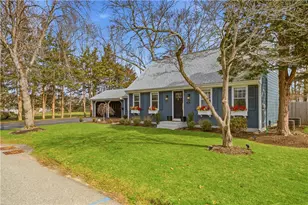 23 Hanson Rd, Barrington, RI 02806 - Photo 1