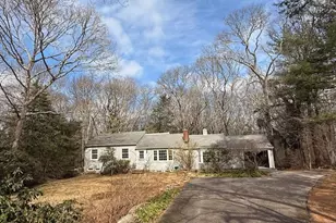 67 Stonehenge Rd, South Kingstown, RI 02881 - Photo 1