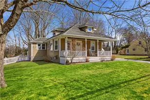 603 Maple Ave, Barrington, RI 02806 - Photo 1