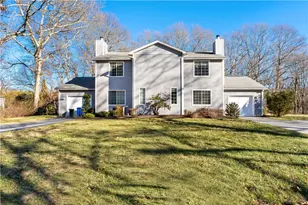 9 Parsley Ln, Narragansett, RI 02874 - Photo 1