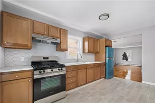 35 Central St, Lincoln, RI 02838 - Photo 1