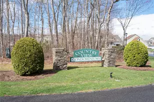 7 Gray Coach Ln, Cranston, RI 02921 - Photo 1